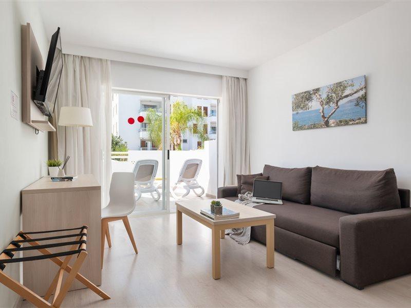 Olive Beach Apartamentos Port de Alcudia  Exteriör bild